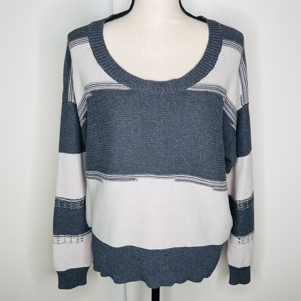 Vici Gray Cream Stripe Sweater Women's Small Pullover Cotton Chic Casual